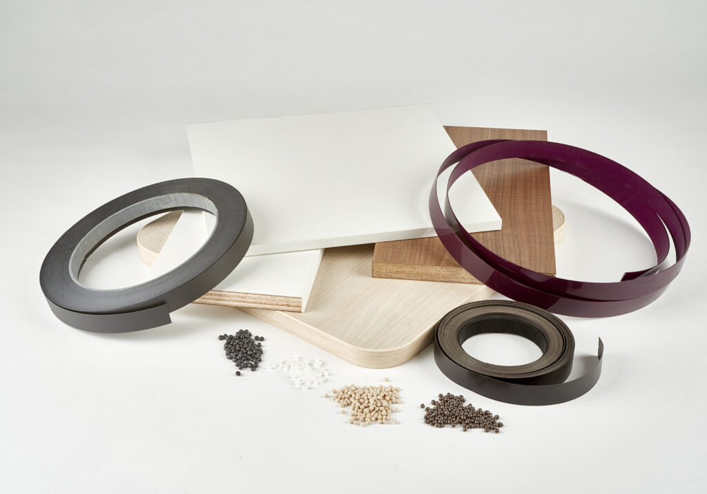 Чим приклеїти меблеву крайку? Правила вибору термоклею