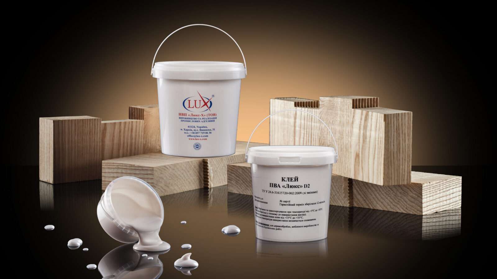 клей для склеювання бруса