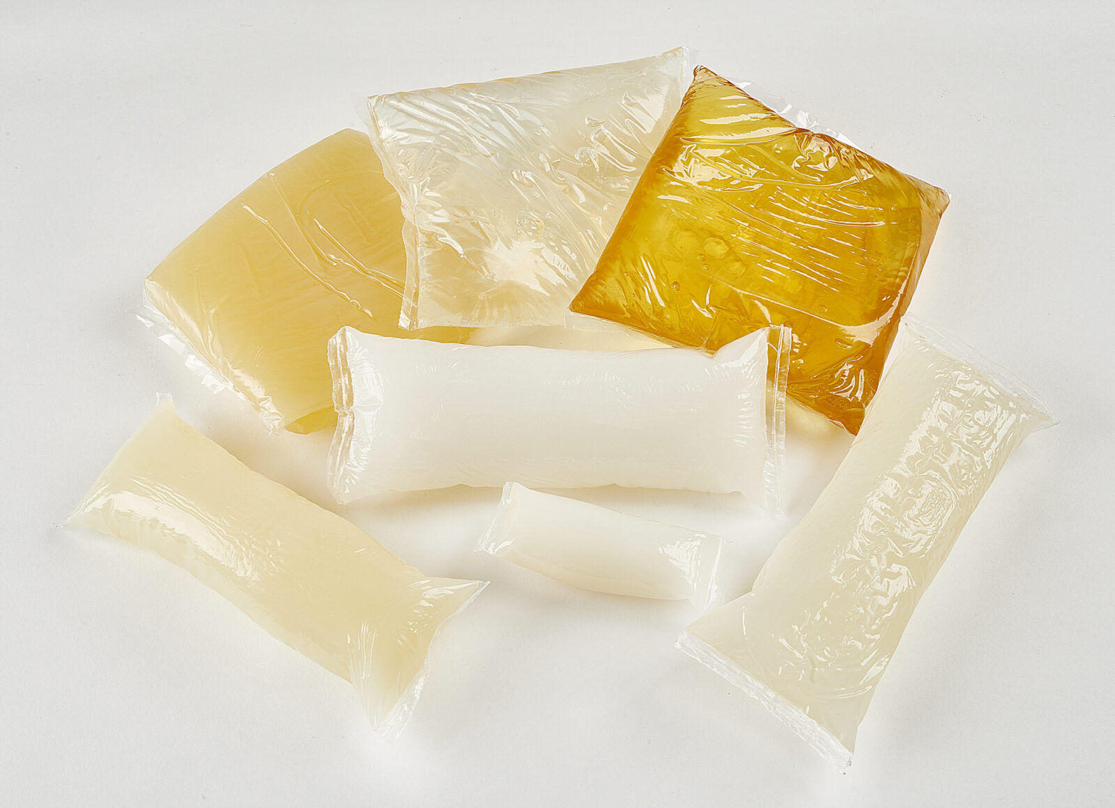 Який клей потрібен для склеювання матраців