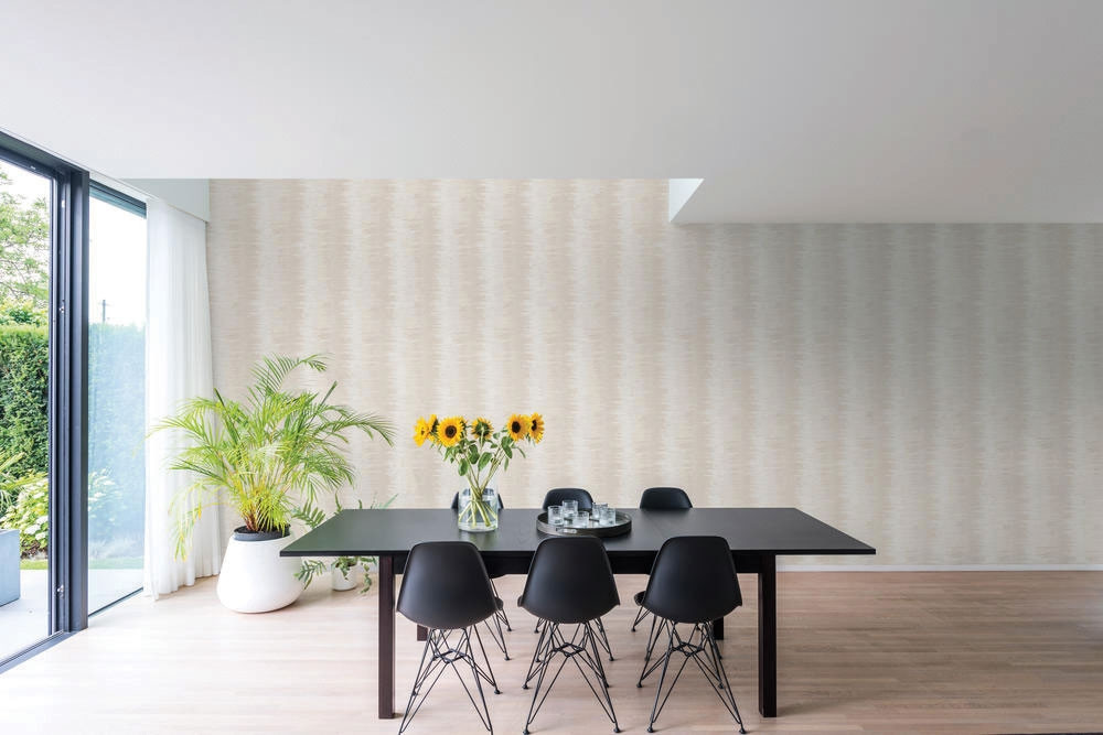 Спеціальний шпалерний клей